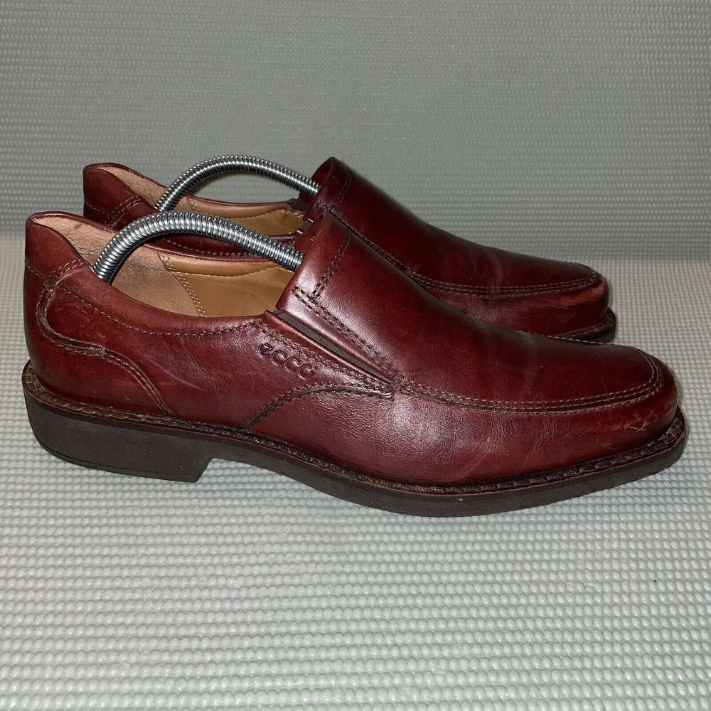 Ecco Seattle Slip On Leather Loafer Shoes Rust Men’s Size EU 43 / US Size 9.5